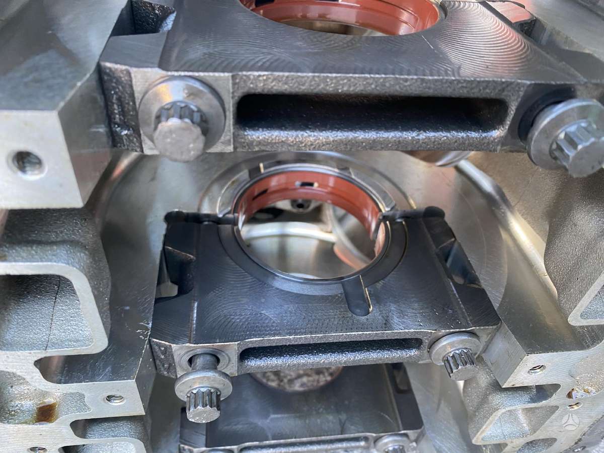 Porsche Cayenne, Dcb, engine block, cylinder head