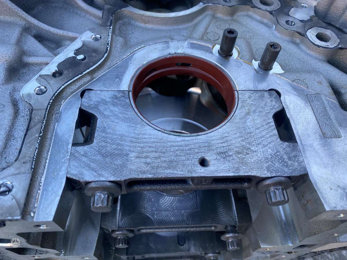 Porsche Cayenne, Dcb, engine block, cylinder head