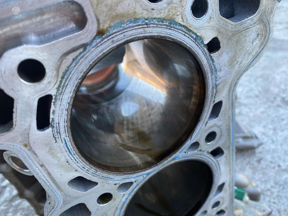 Porsche Cayenne, Dcb, engine block, cylinder head