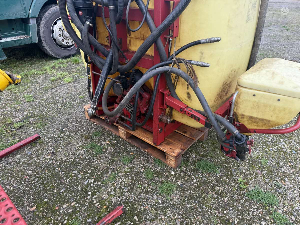 Hardi Mega, purkštuvai