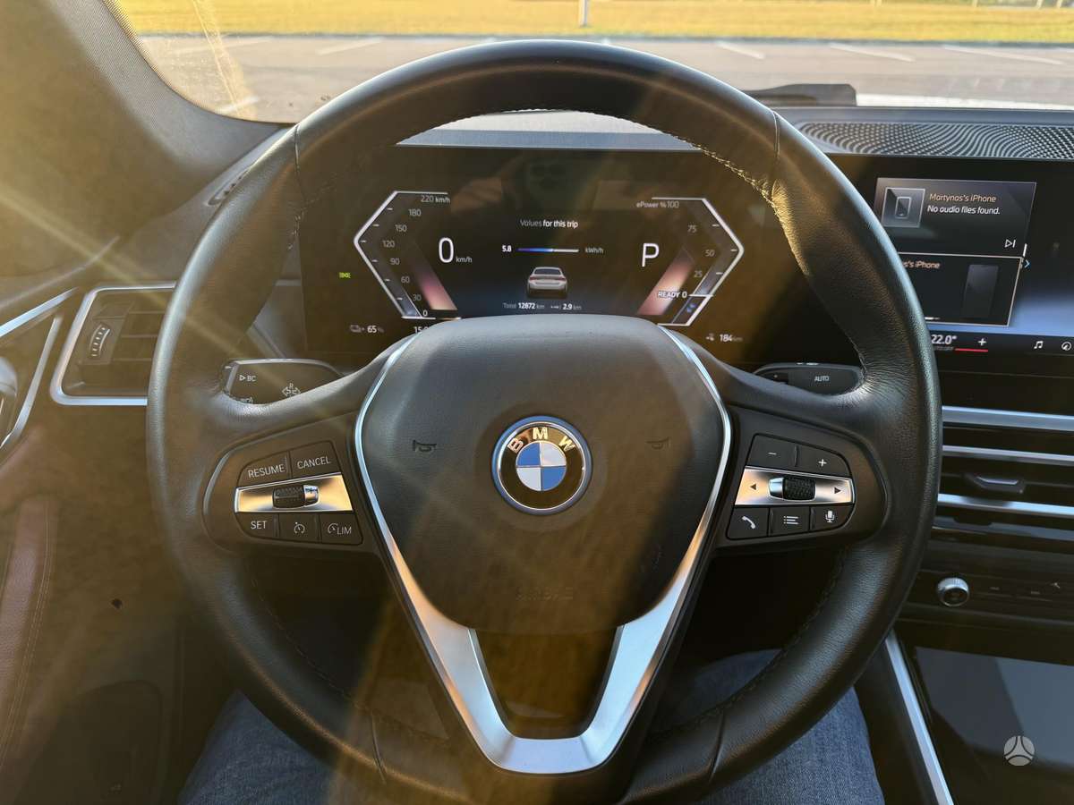 BMW i4, 70 kWh, hatchback