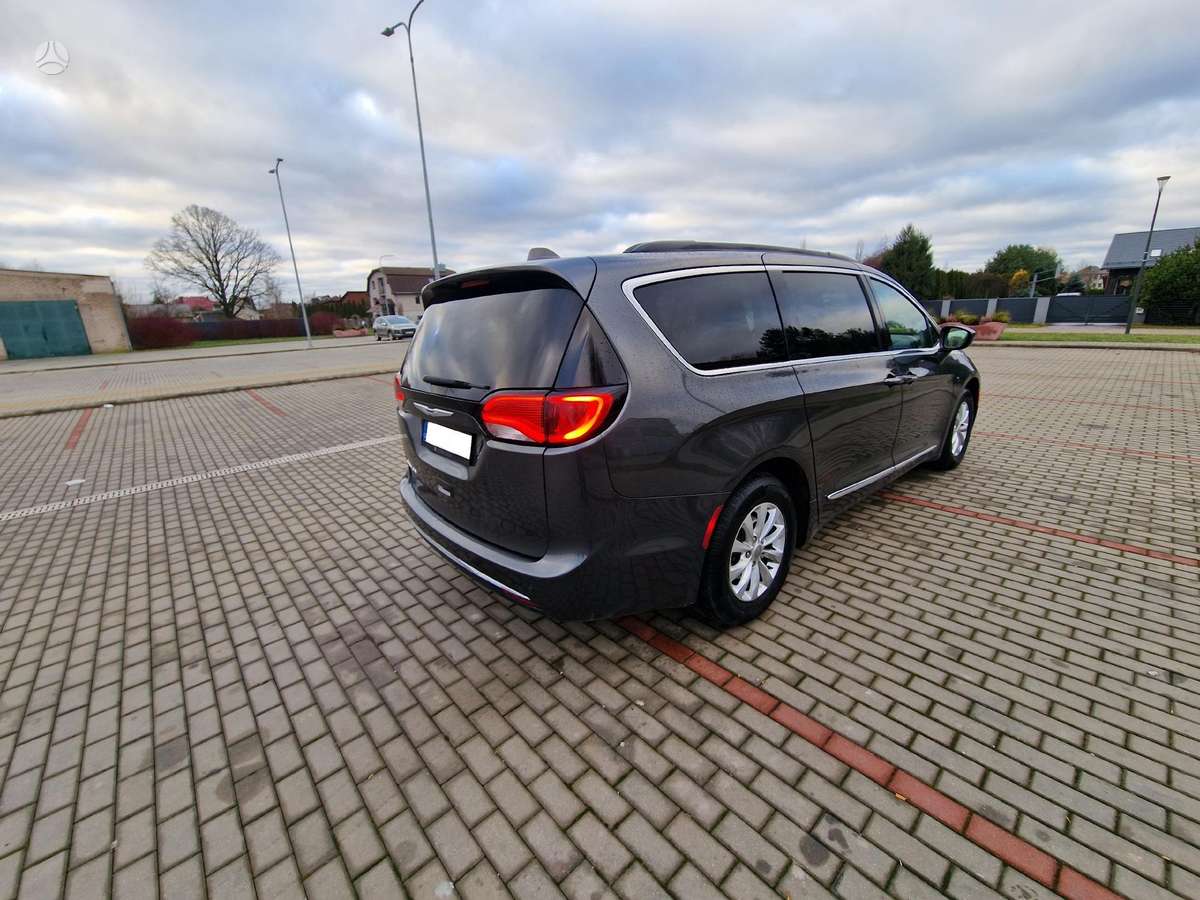 Chrysler Pacifica, 3.6 l., Минивэн
