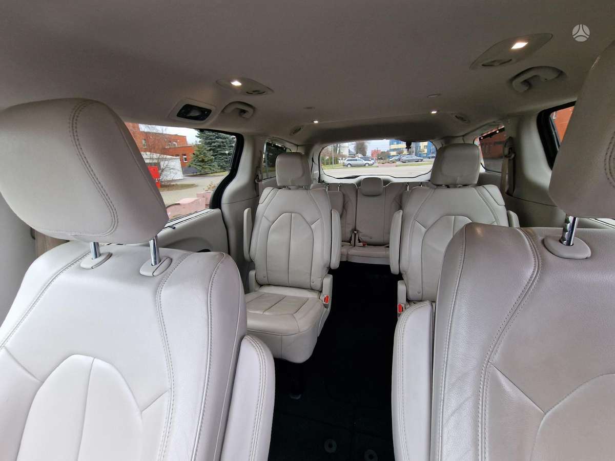 Chrysler Pacifica, 3.6 l., Минивэн