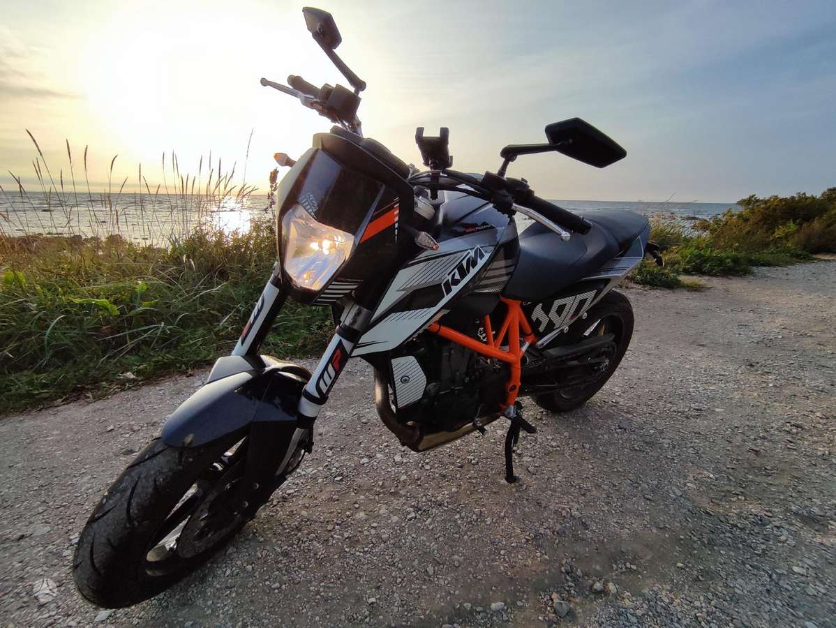 KTM Duke 690cc, supermoto