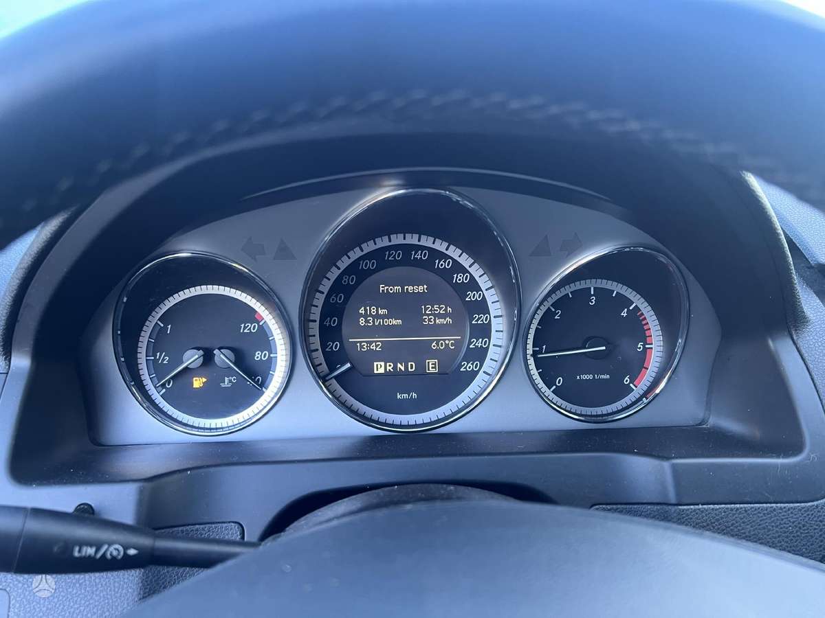 Mercedes-Benz C220 Mercedes online programavimas tik mercedes benz lengvųjų automo