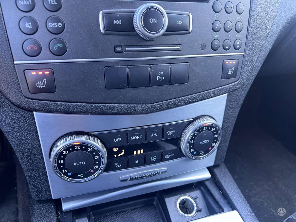 Mercedes-Benz C220 Mercedes online programavimas tik mercedes benz lengvųjų automo