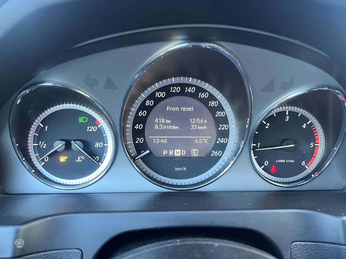 Mercedes-Benz C220 Mercedes online programavimas tik mercedes benz lengvųjų automo