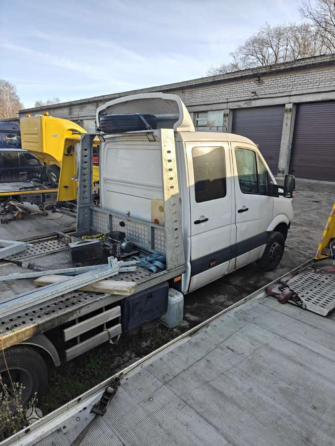 Mercedes-Benz Sprinter, cargo vans
