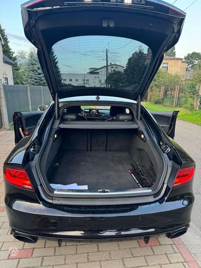 Audi RS 7, 4.0 l., Седан