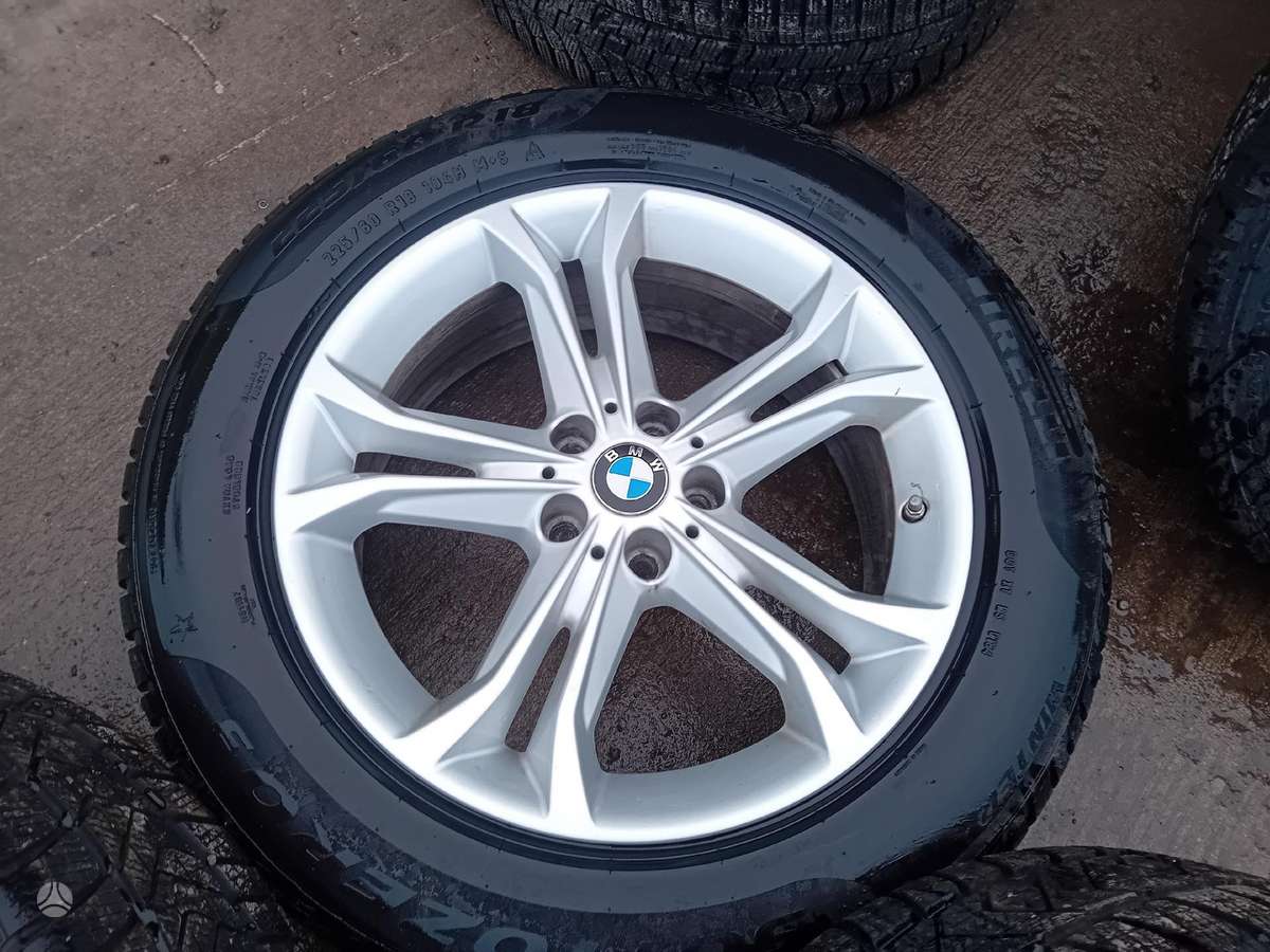 BMW, lengvojo lydinio, R18