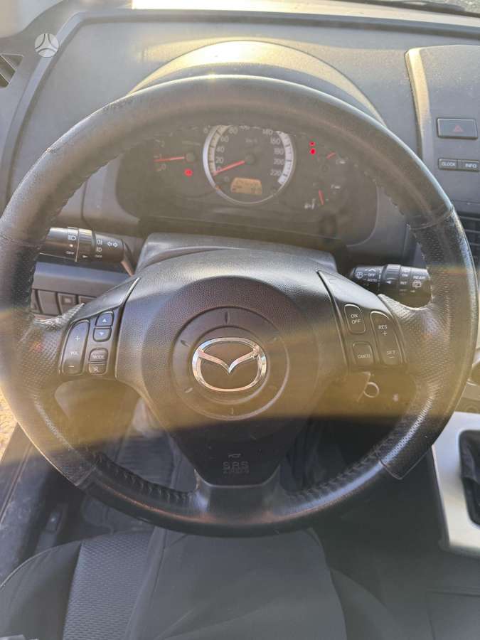 Mazda 5, 2.0 l., Минивэн