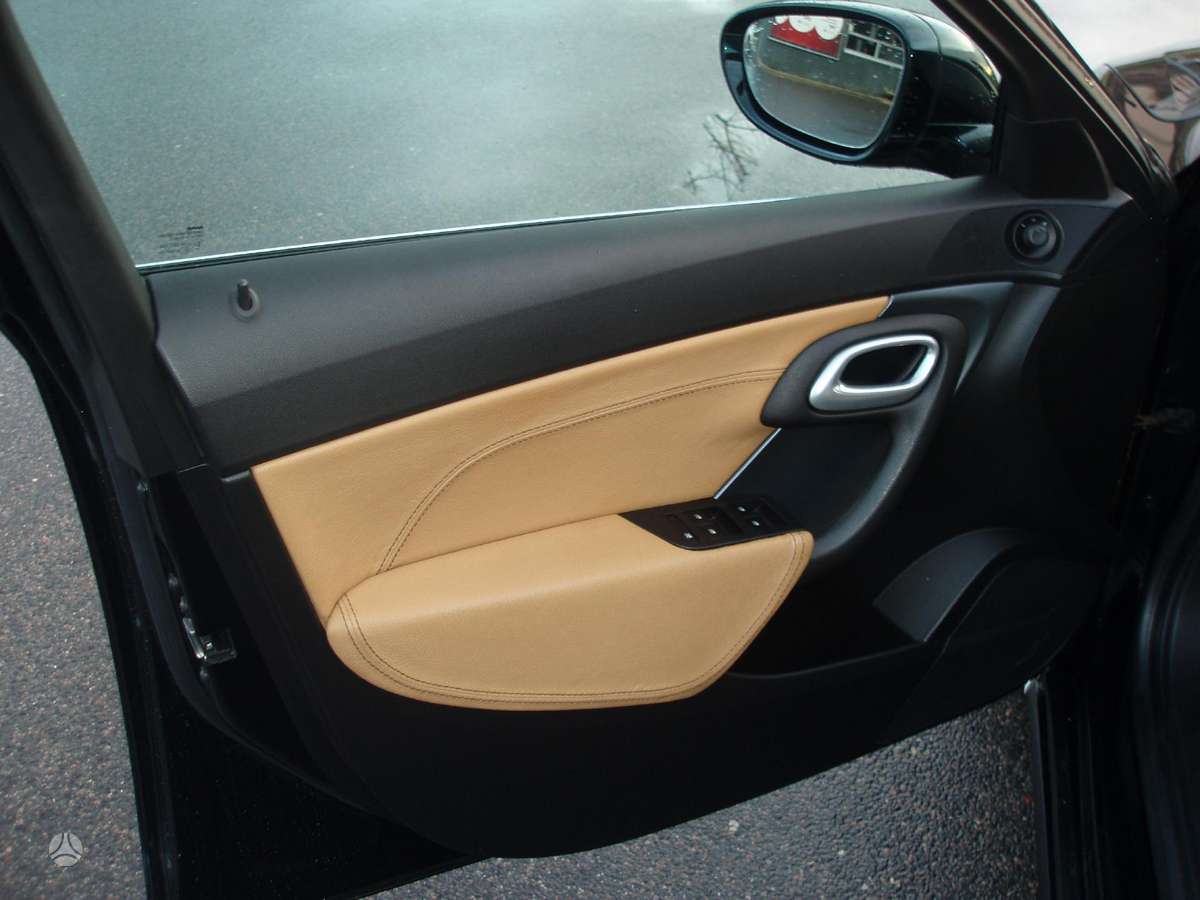 Saab 9-5, 2.0 l., sedanas
