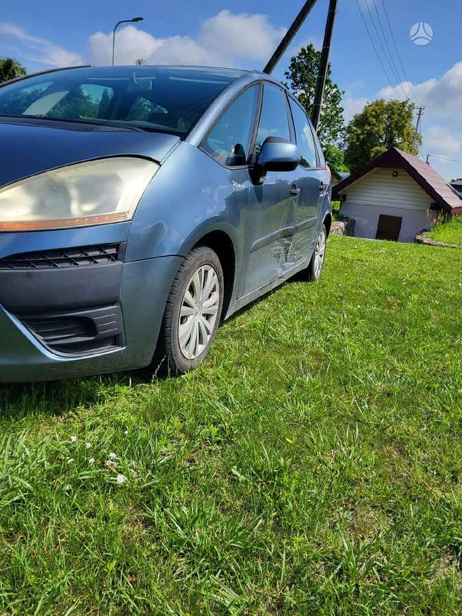 Citroen C4 Picasso по частям