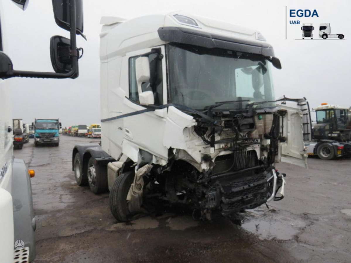 DAF XG 530, semi-trailer trucks