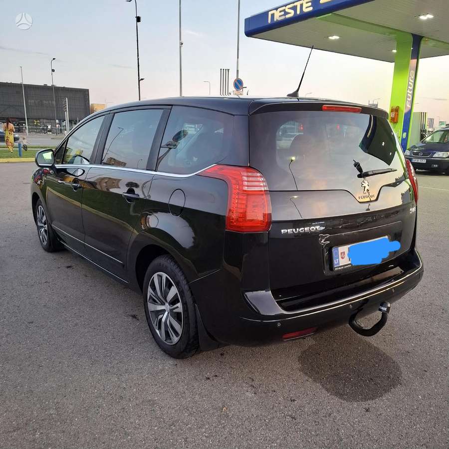 Peugeot 5008, 2.0 l., Универсал