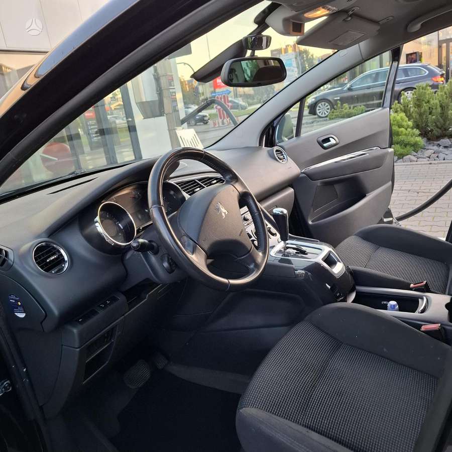 Peugeot 5008, 2.0 l., Универсал