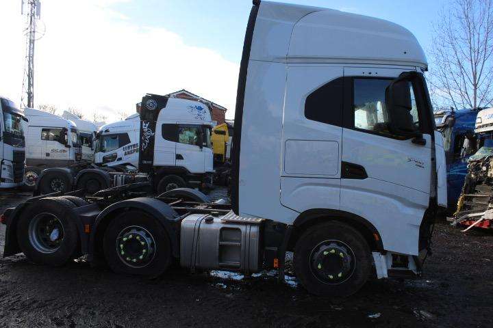 Iveco S-WAY 510, тягачи
