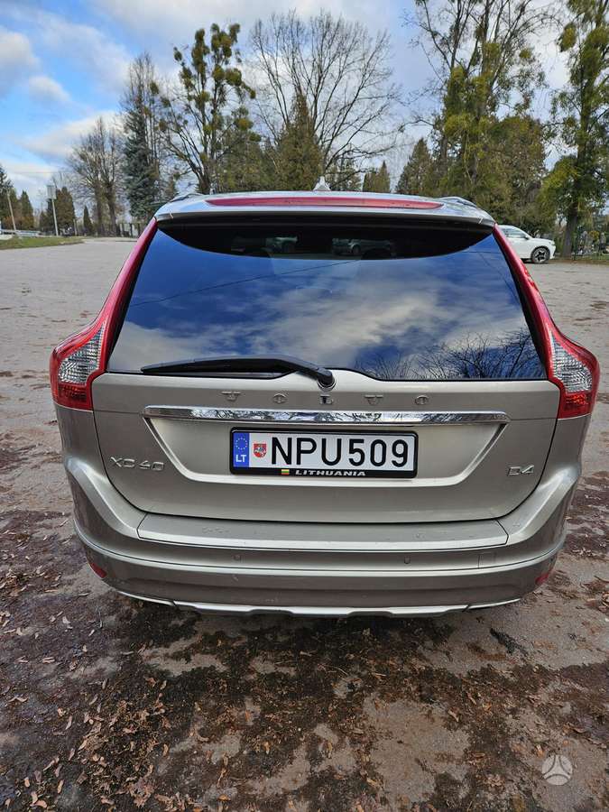 Volvo XC60 - 4