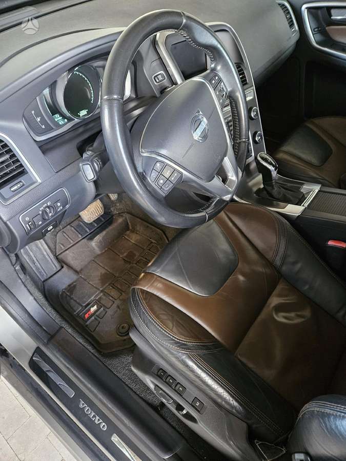 Volvo XC60 - 7