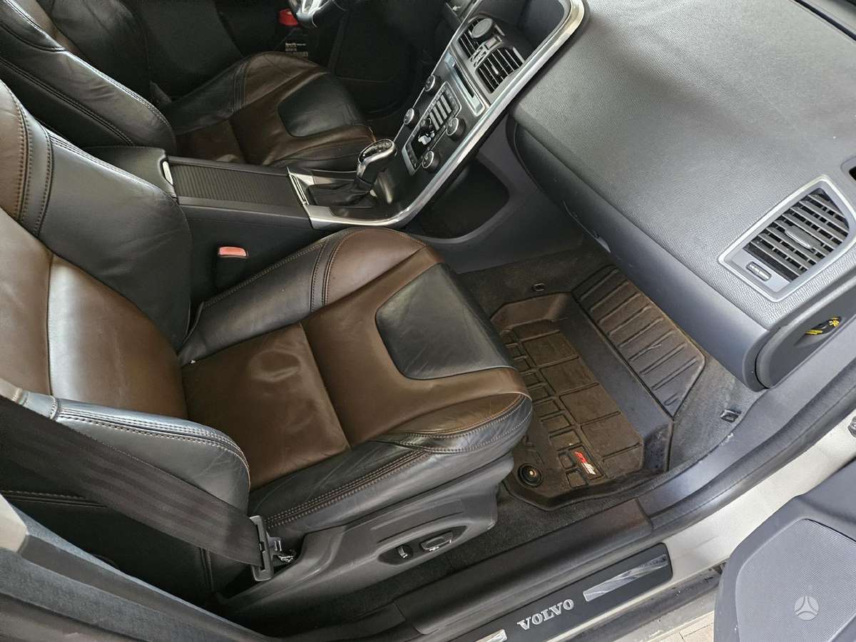 Volvo XC60 - 9