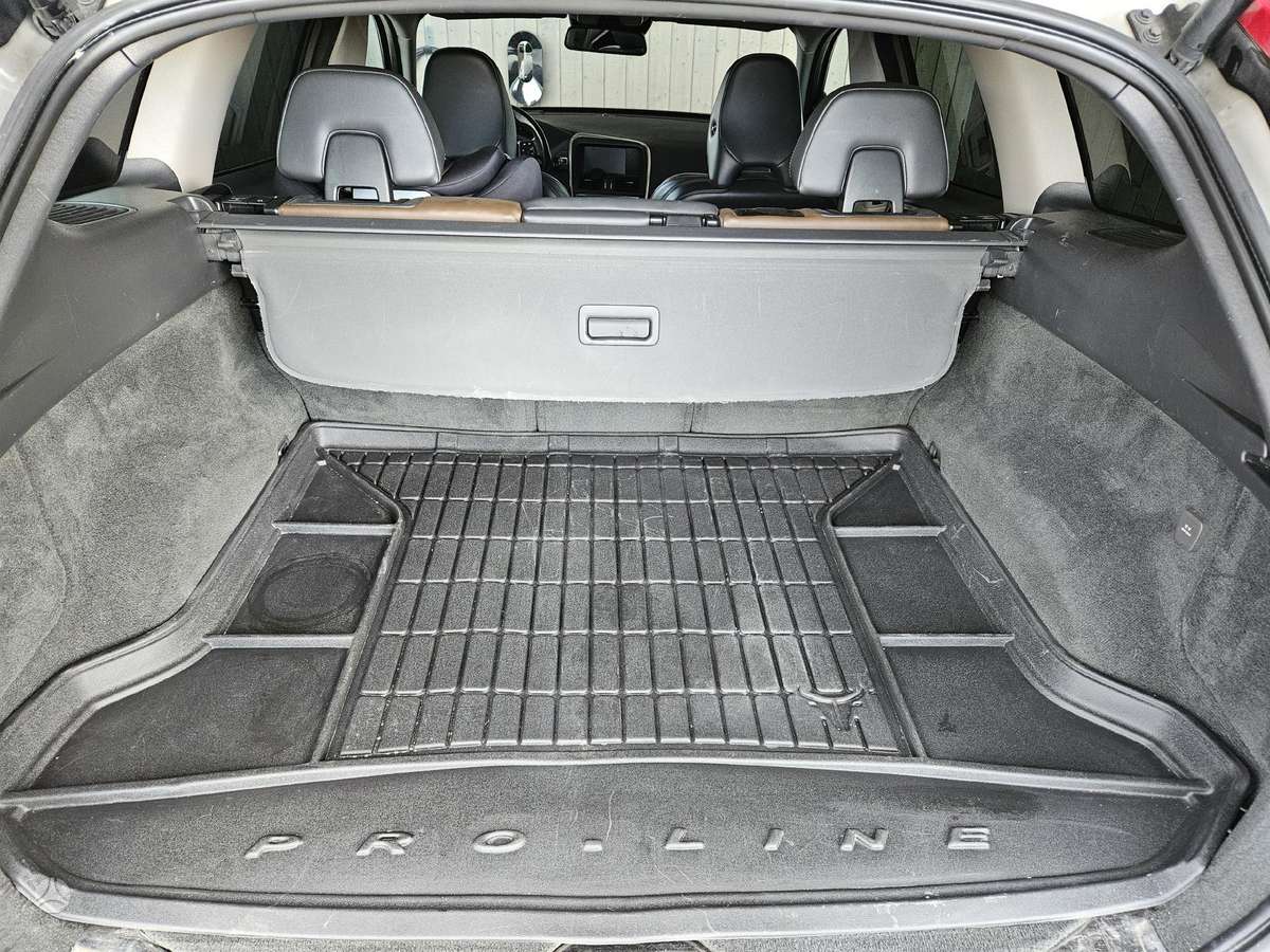 Volvo XC60 - 10