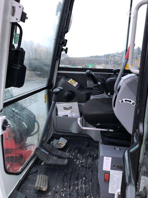 Takeuchi TB230 su POWERTILT, ekskavatori