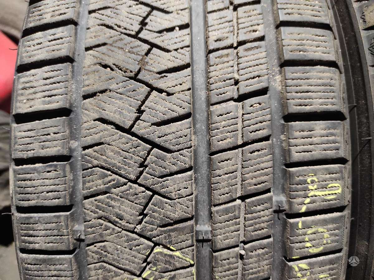 Vredestein, winter 245/40 R19