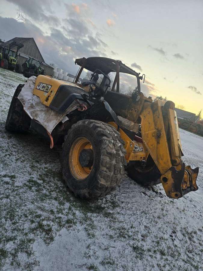 JCB 536/60, self-propelled loaders