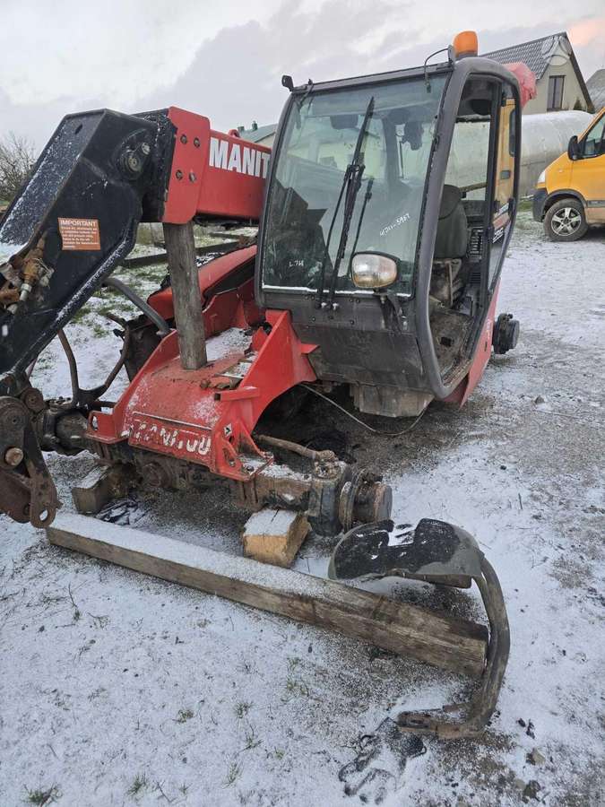 Manitou MLT741, self-propelled loaders