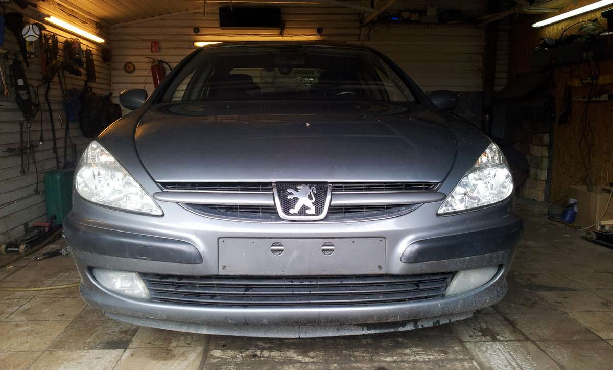 Peugeot 607 по частям