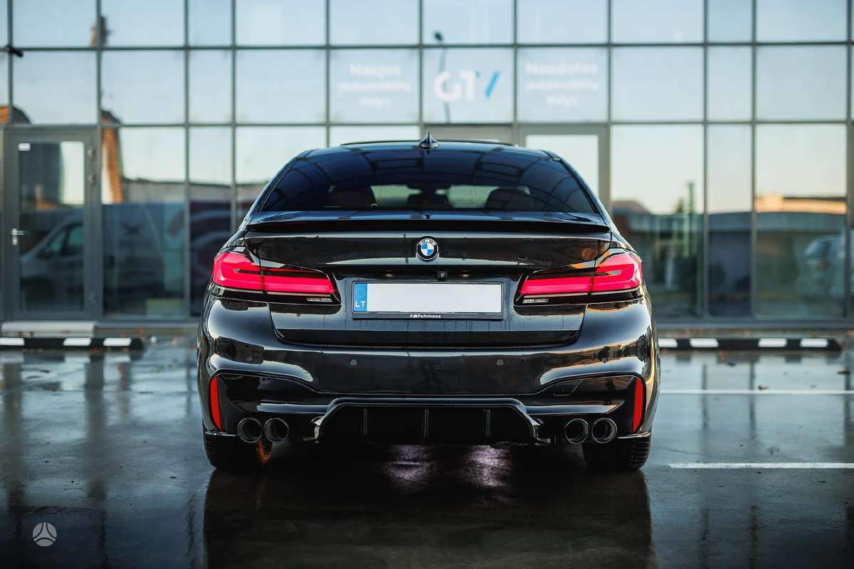BMW 520, 2.0 l., Седан