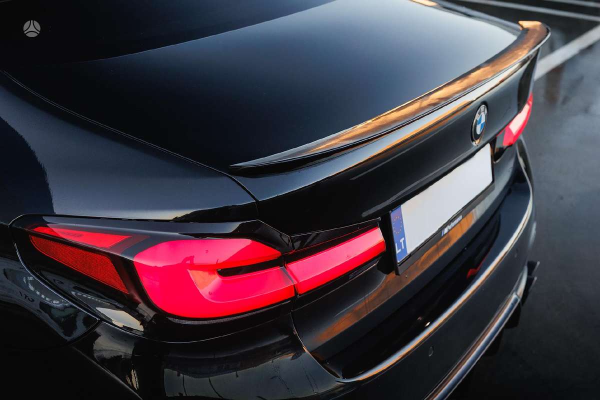 BMW 520, 2.0 l., Седан
