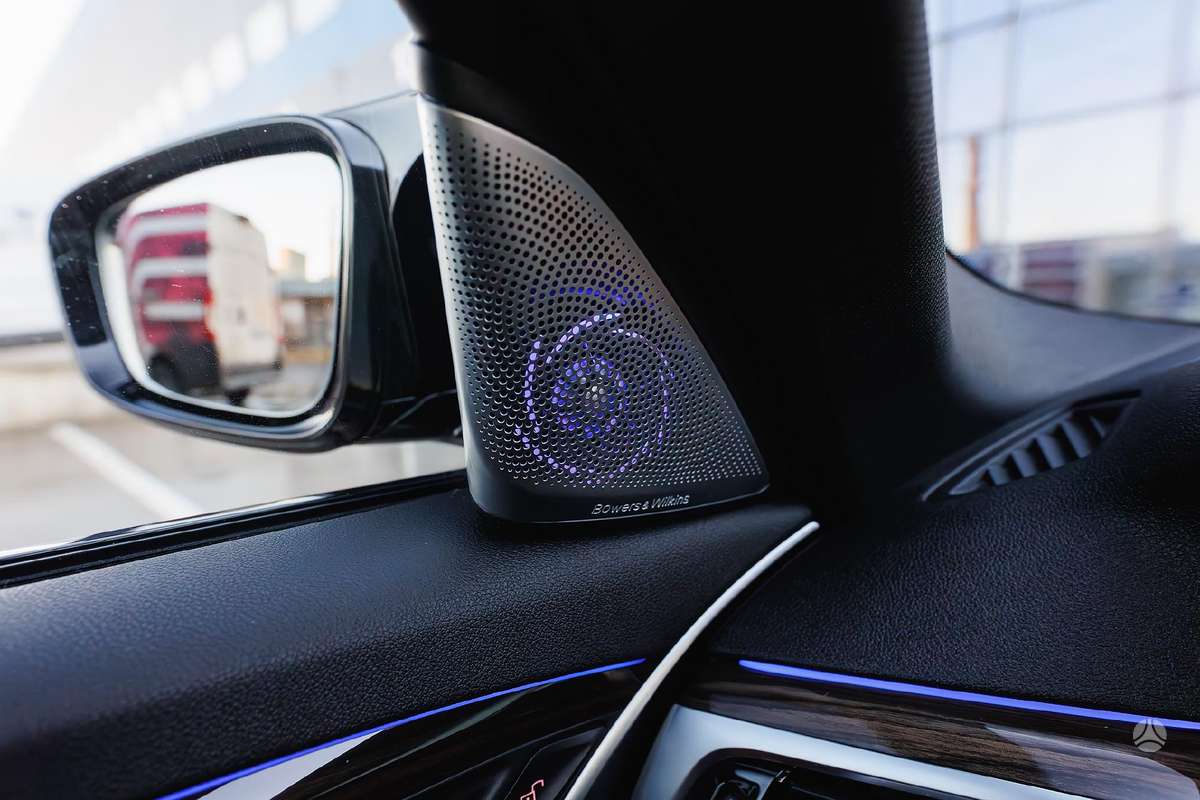 BMW 520, 2.0 l., Седан