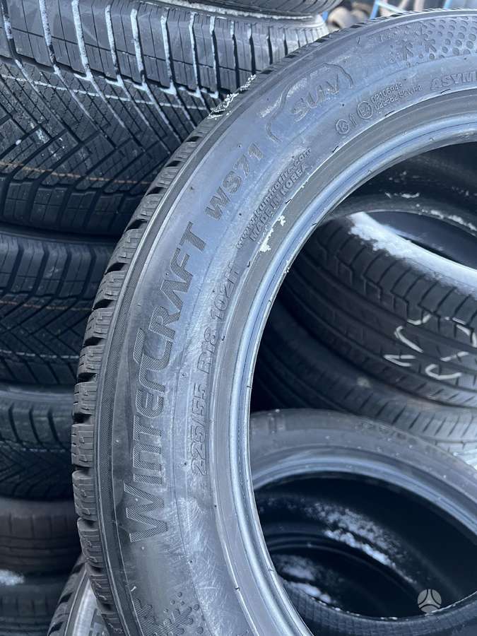Kumho, žieminės 225/55 R18