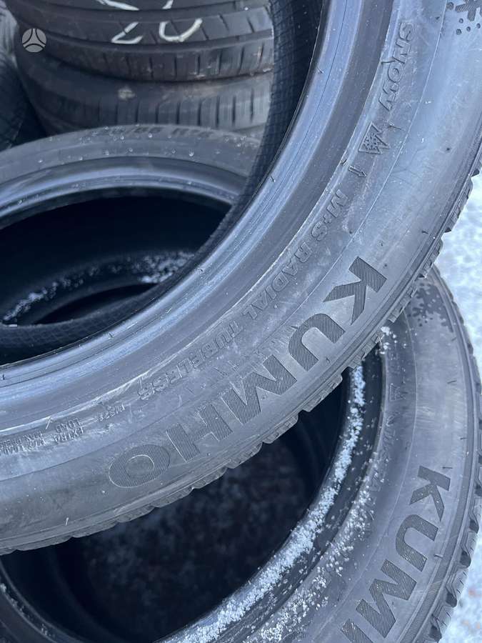 Kumho, žieminės 225/55 R18