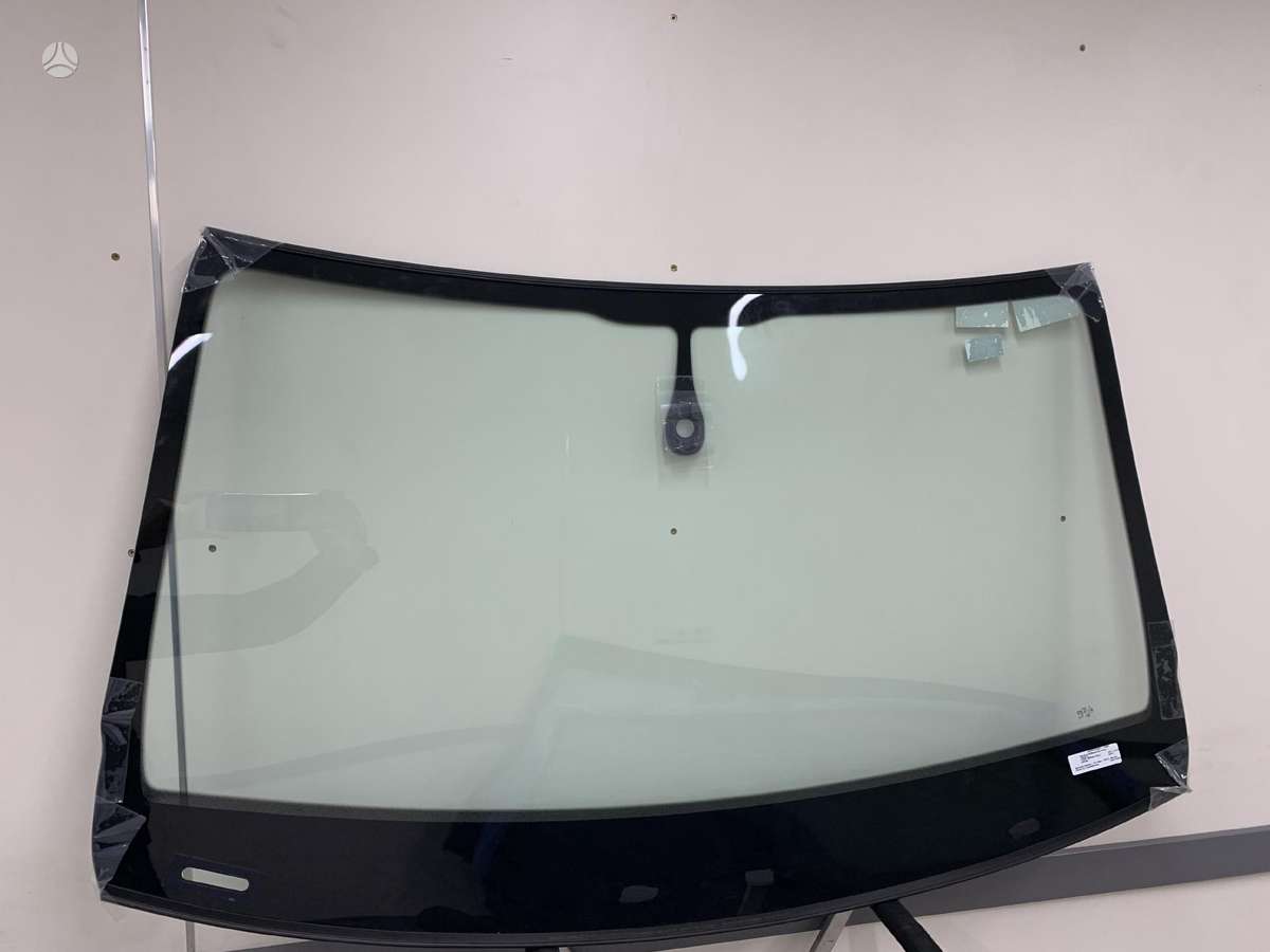 Bentley Bentayga Tik stiklas su hud