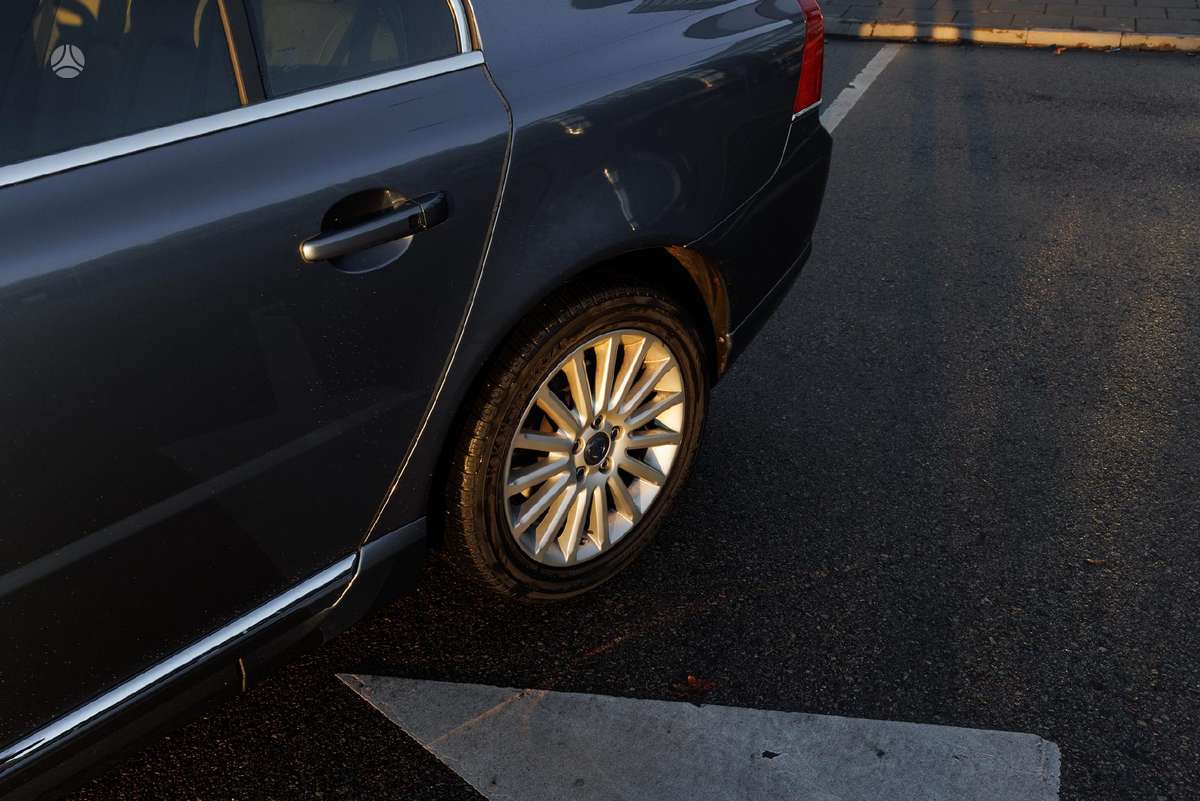 Volvo S80 - 2