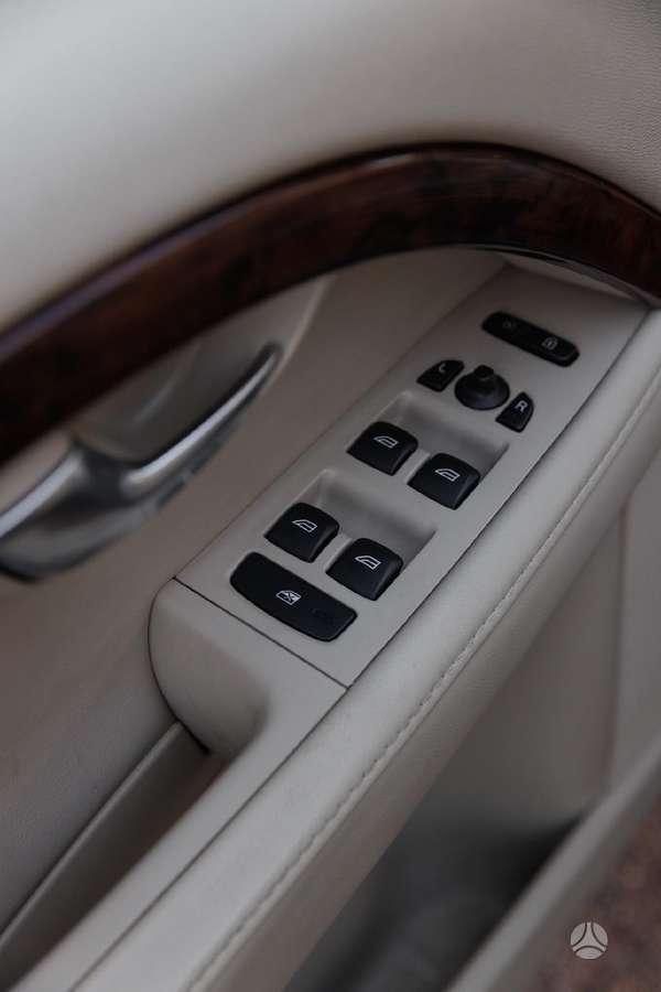 Volvo S80, 3.2 l., Седан