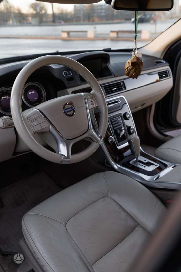 Volvo S80 - 9