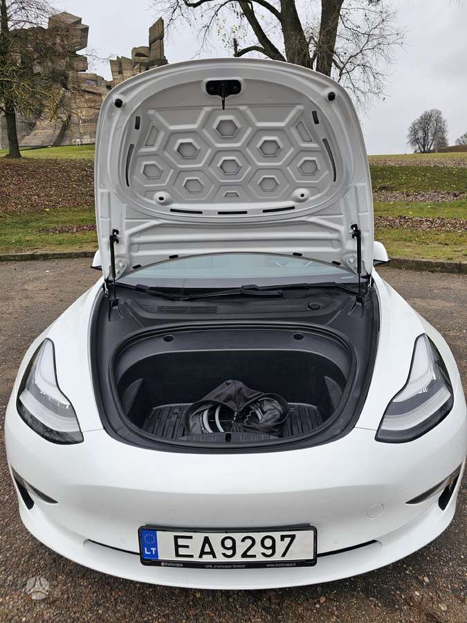 Tesla Model 3, 78 кВт·ч, Седан