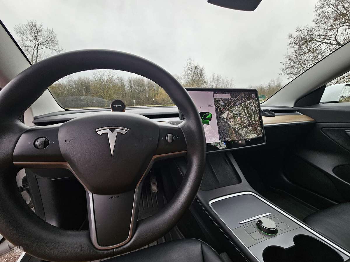 Tesla Model 3, 78 кВт·ч, Седан