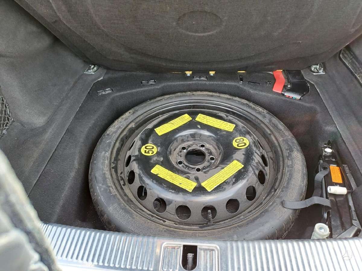 Audi A8, 3.0 l., Седан