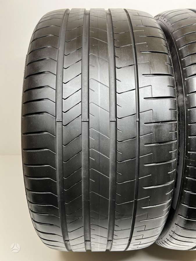 Pirelli P-Zero * 2022m, летние 285/35 R21