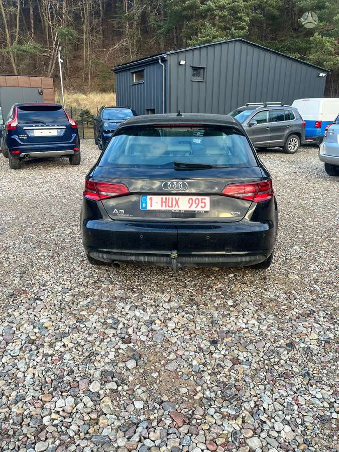 Audi A3, 1.6 l., Хэтчбек