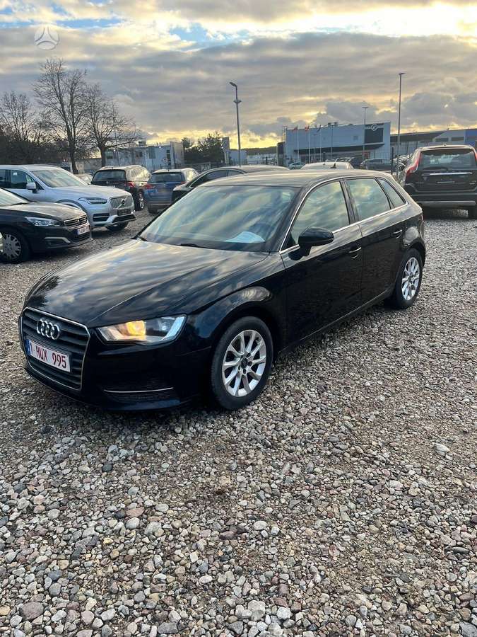 Audi A3, 1.6 l., Хэтчбек