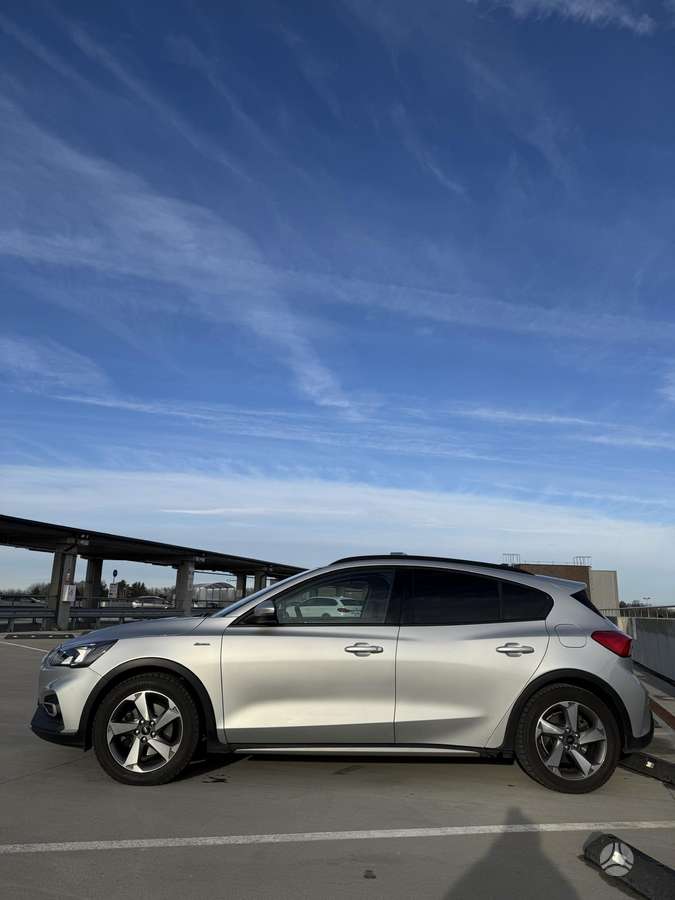 Ford Focus, 1.0 l., hatchback