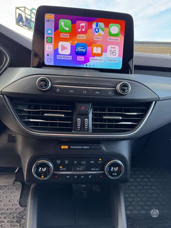 Ford Focus, 1.0 l., hatchback