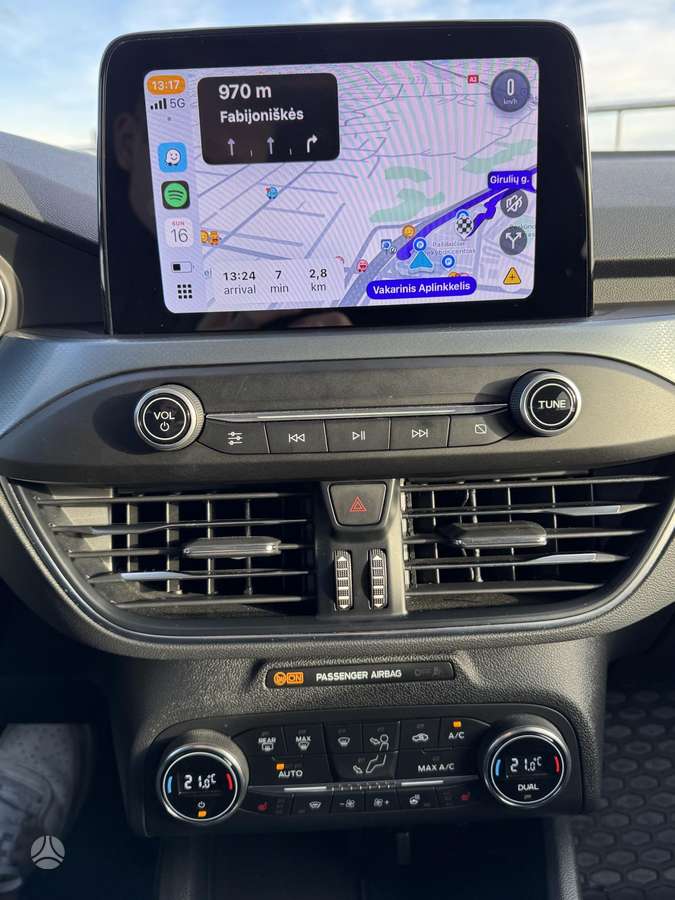 Ford Focus, 1.0 l., hatchback