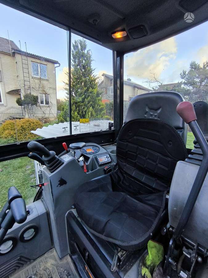 Bobcat E 19, mini excavator
