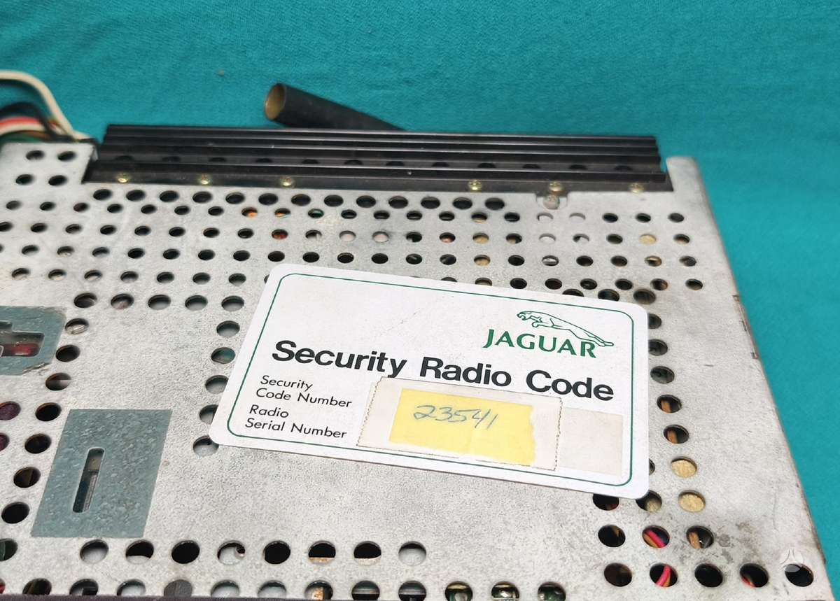 Jaguar XJS, Alpine aj8700